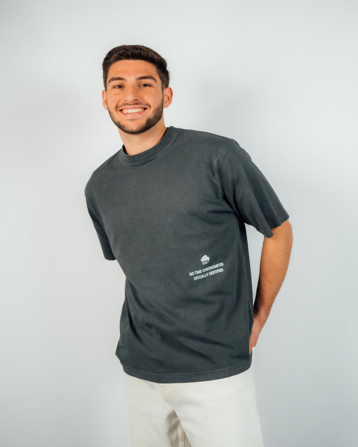 CAMISETA TAKE YOUR TIME GRIS