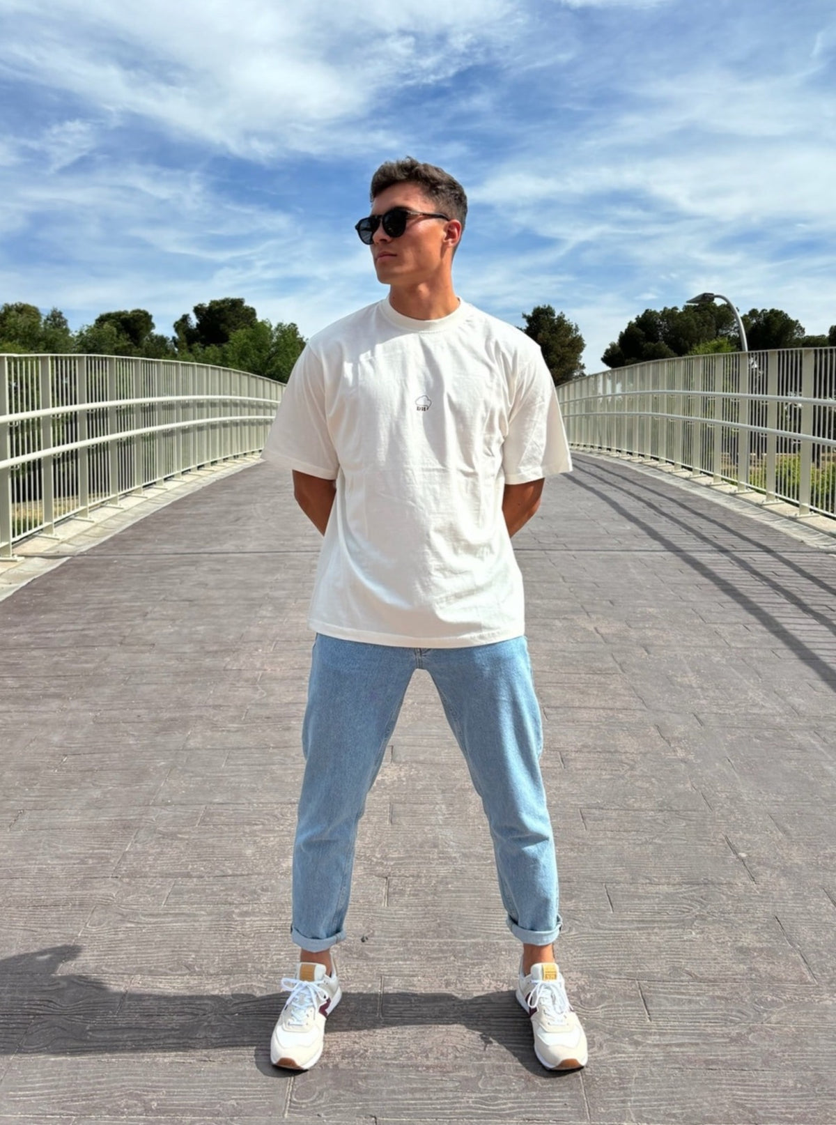 CAMISETA THE JOURNEY JUST BEGAN VAINILLA