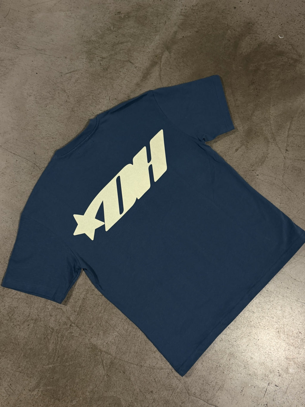 PAGE 01 BLUE T-SHIRT