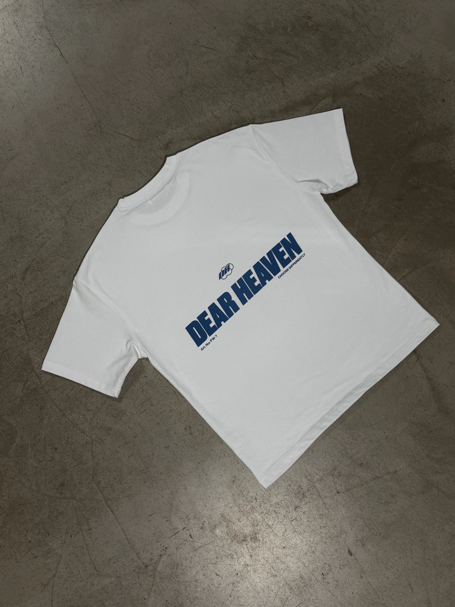 PAG 02 CAMISETA BLANCA